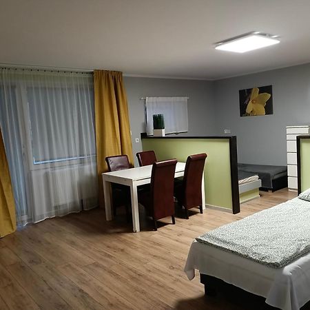 Letnia Oaza "Forsycja" Villa Sobienie Jeziory Dış mekan fotoğraf